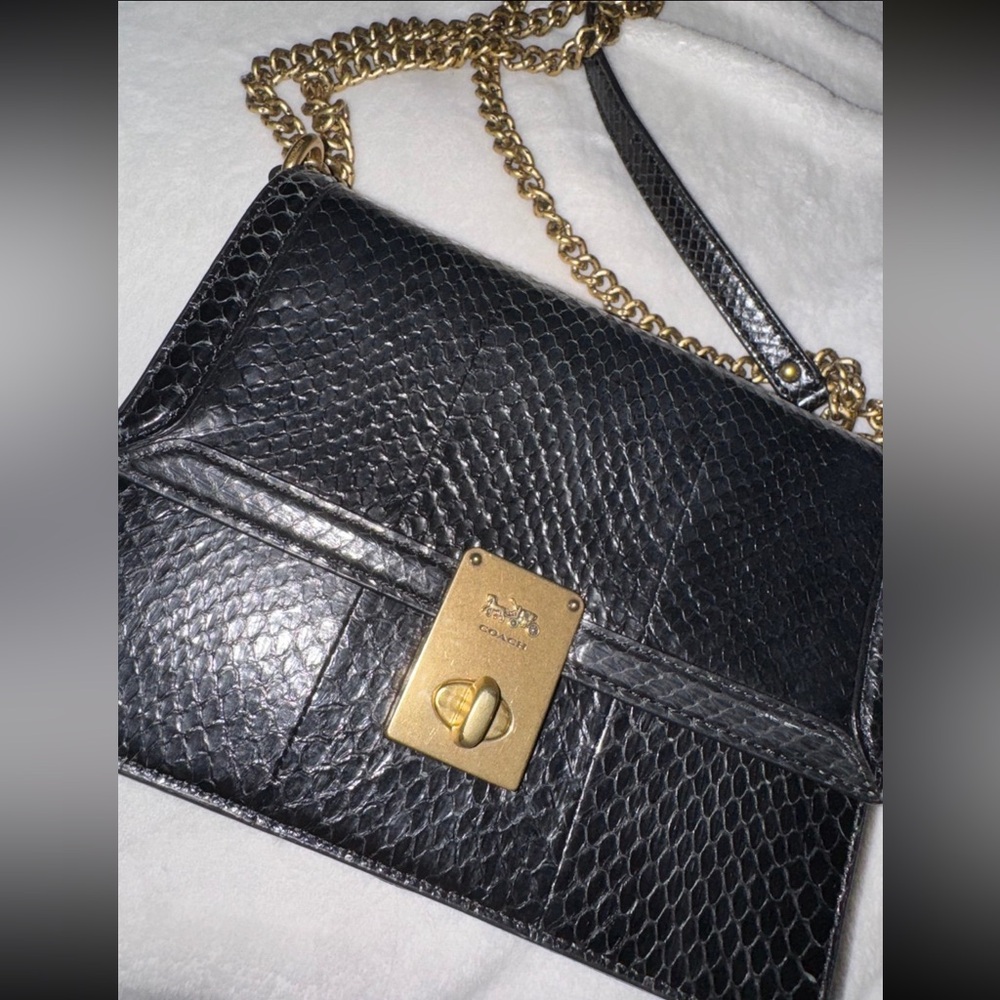 Coach shoulder bag.
